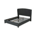 Gepolstertes King-Size-Plattformbett mit niedriger Silhouette