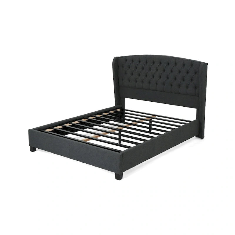 Gepolstertes King-Size-Plattformbett mit niedriger Silhouette