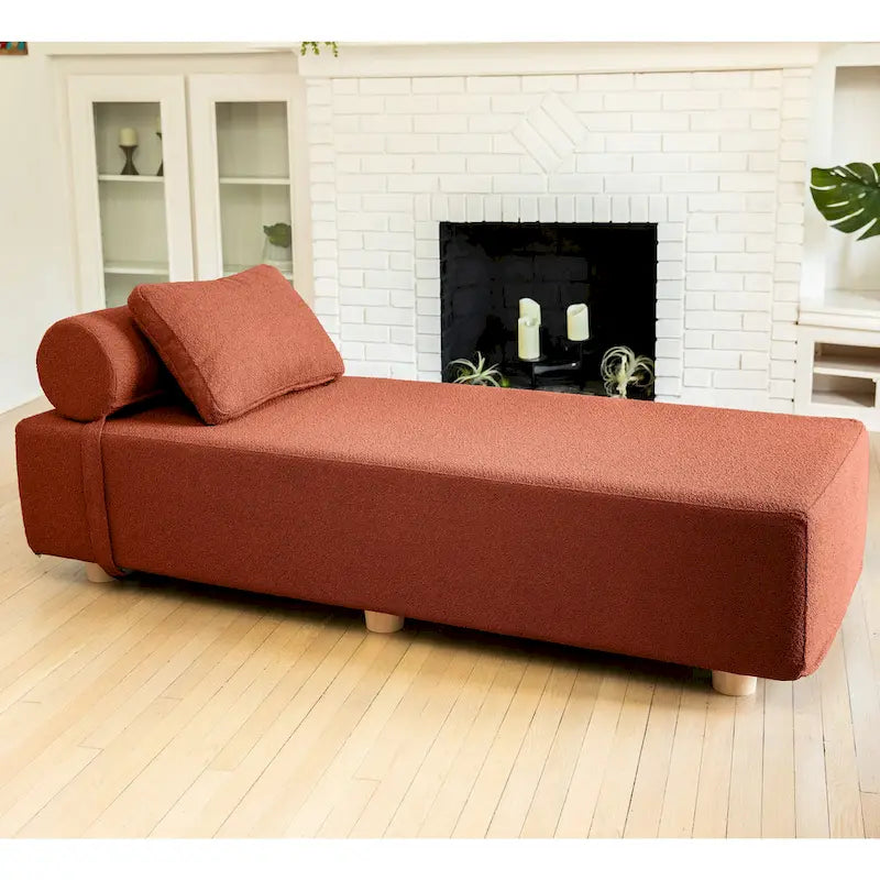Bouclé-Chaiselongue mit Füßen aus Ahornholz