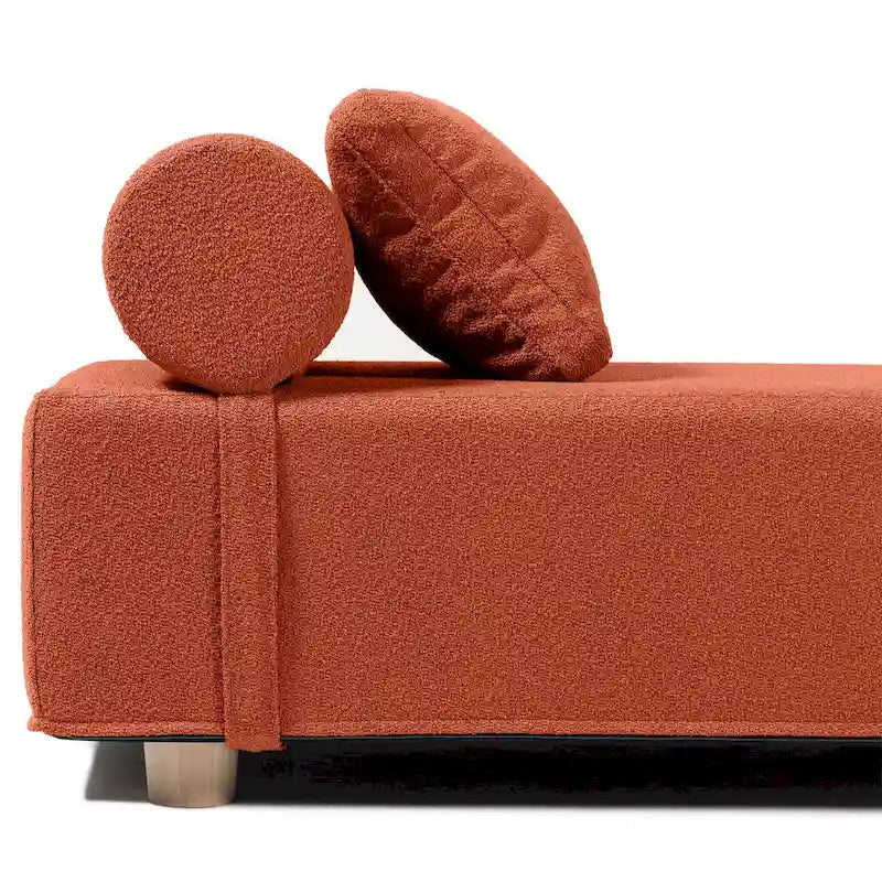 Bouclé-Chaiselongue mit Füßen aus Ahornholz