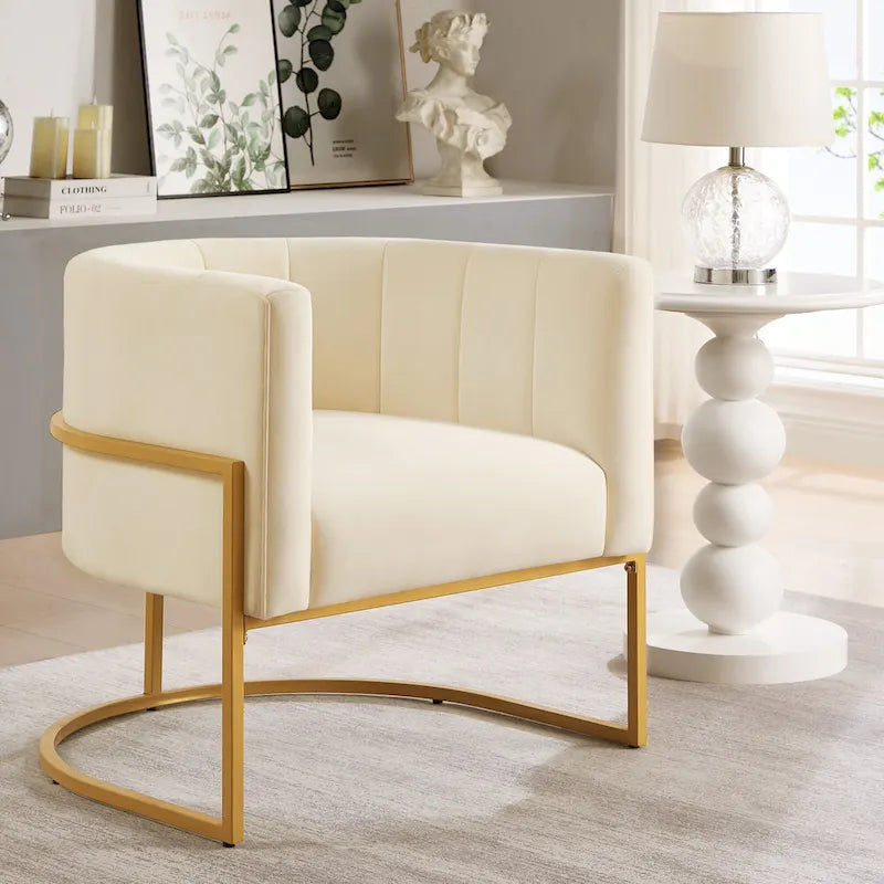 Fauteuil d’appoint en velours avec piètement en métal doré