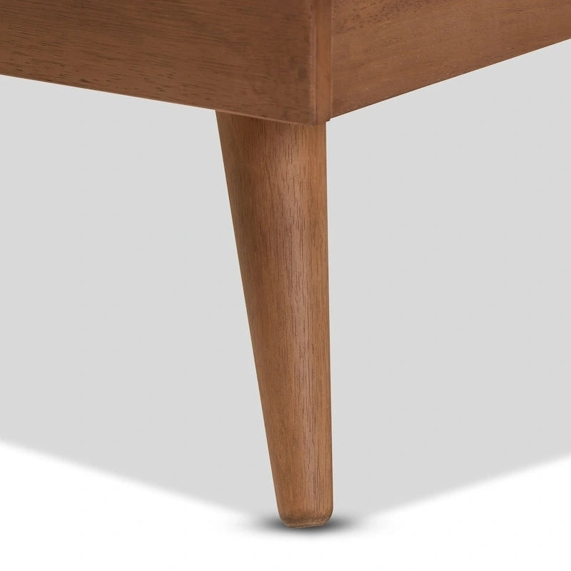 Struttura per letto a piattaforma in legno color marrone noce contemporaneo