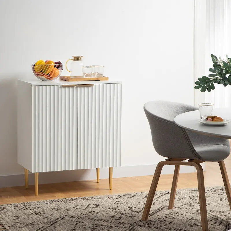 Sideboard-Buffetschrank mit verstellbaren Einlegeböden